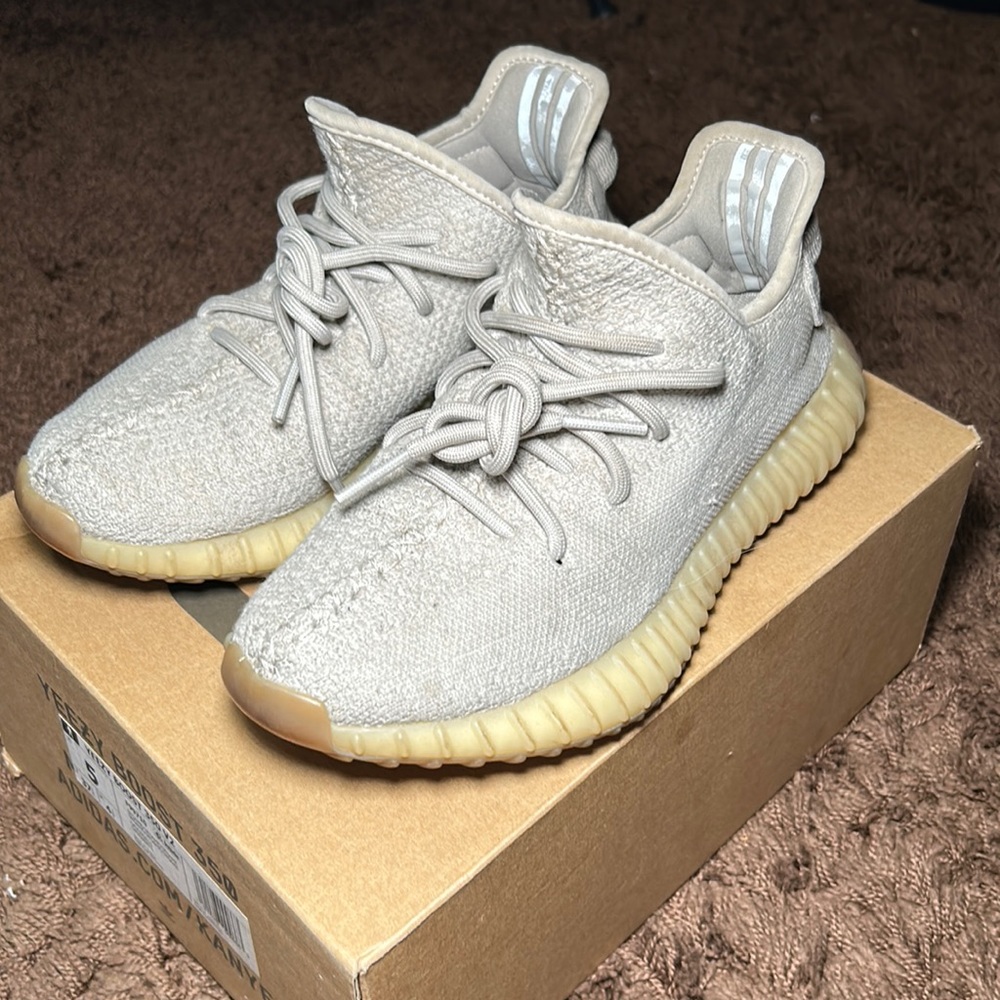 🔥Yeezy Boost 350 V2 Sesame - ACCEPTING OFFERS